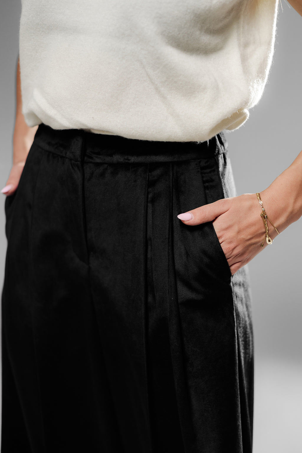 Obsidian Trousers