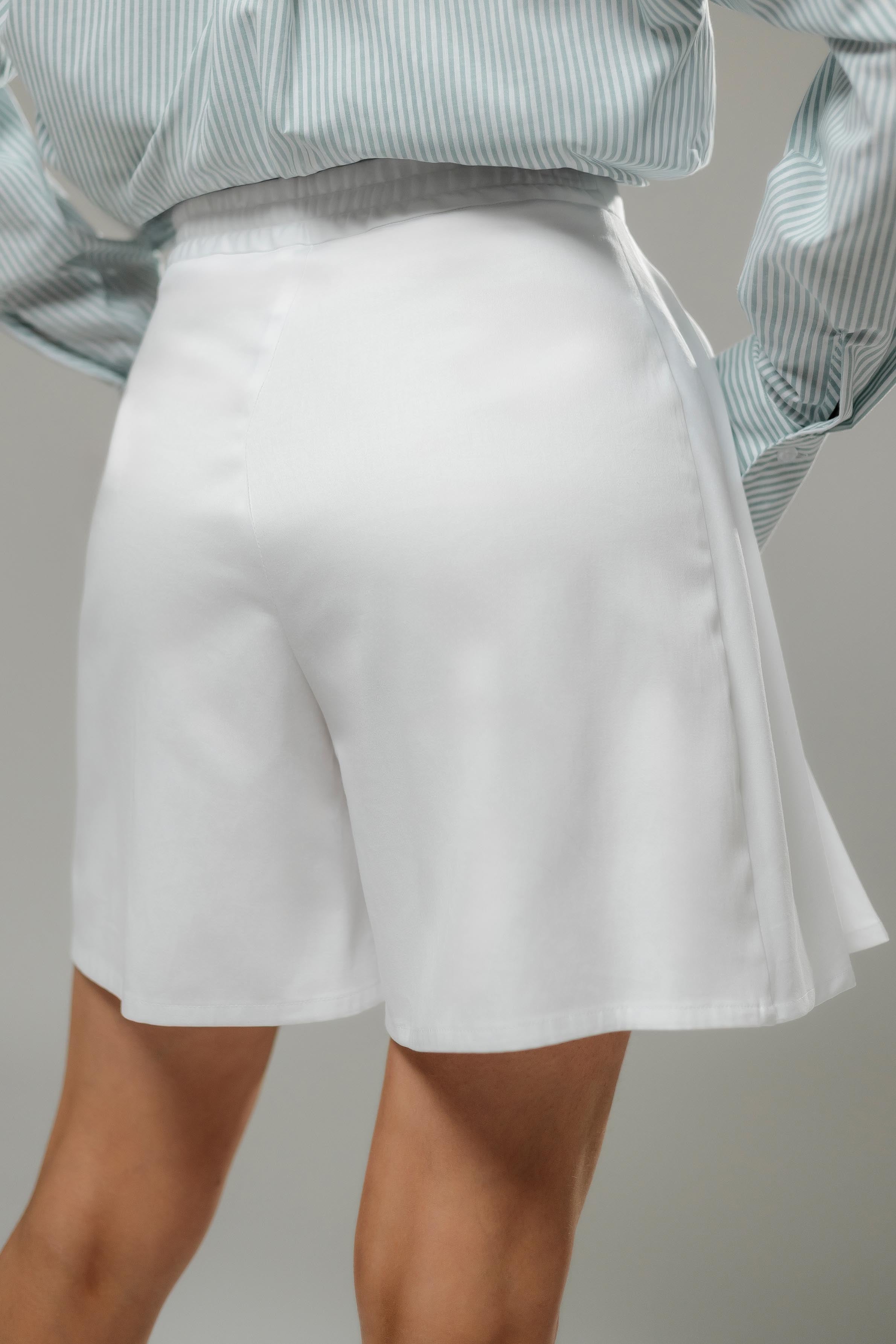 Line Code Skort